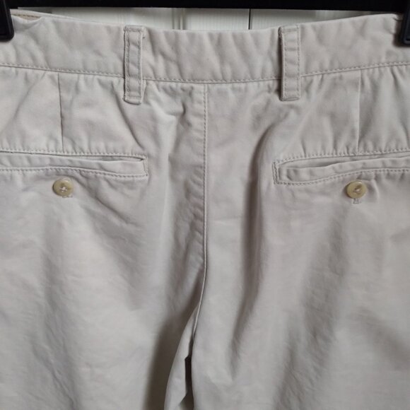 Men's Izod Pleated Stone Khaki Shorts Size 32W - Picture 4 of 5